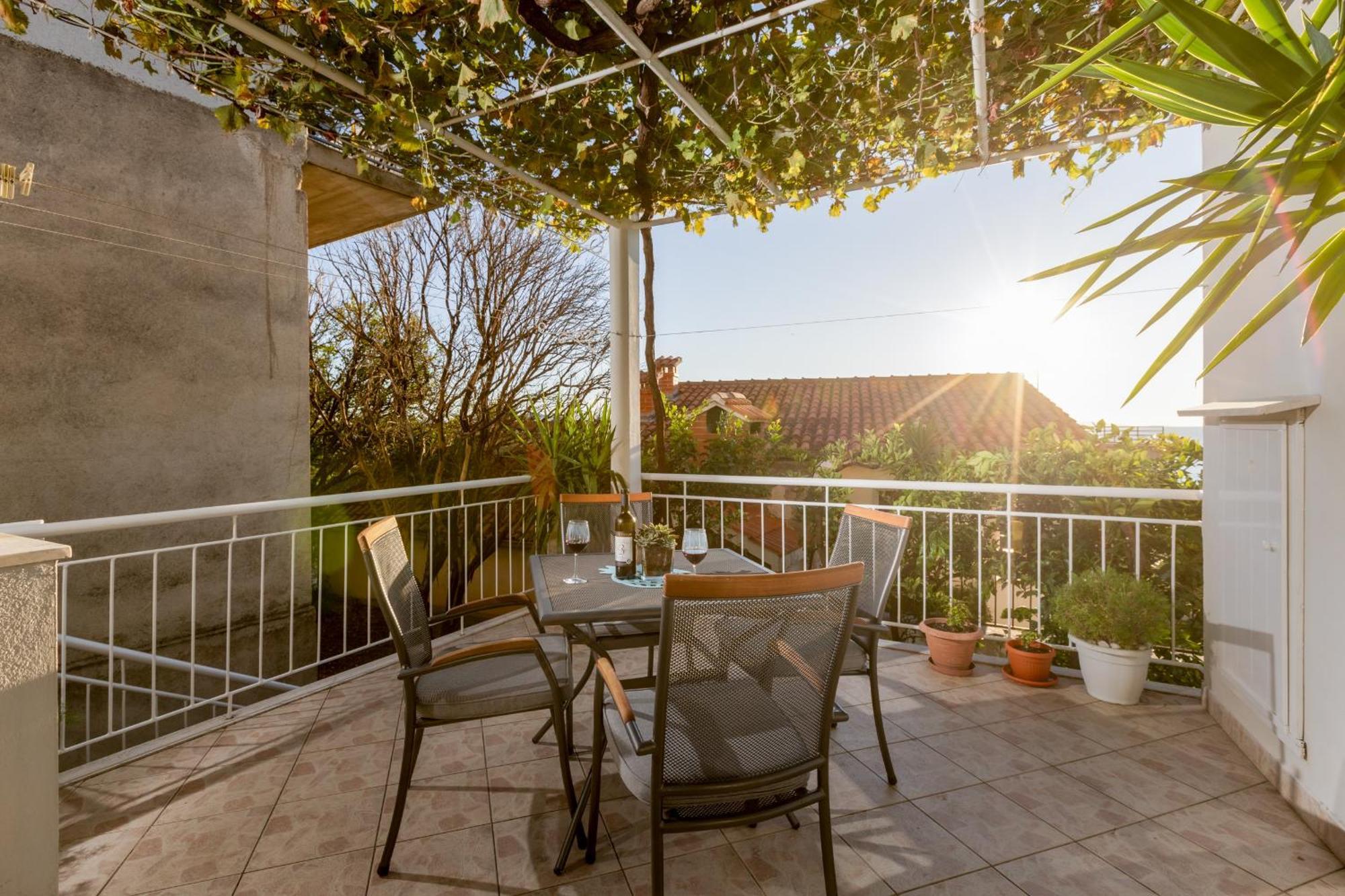 Apartments Sisaric Podgora Εξωτερικό φωτογραφία